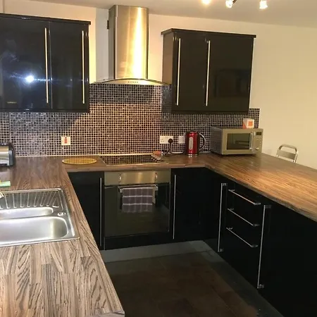 Your Travel Stop At Craggside Apartment *