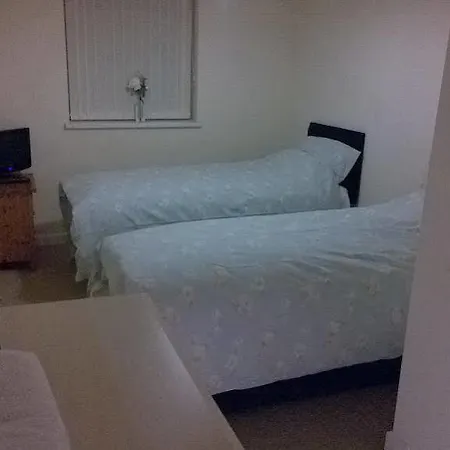 Your Travel Stop At Craggside Apartment